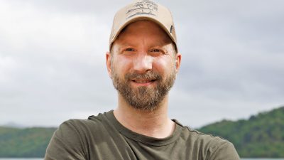 André